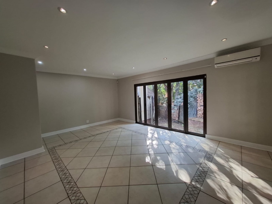 4 Bedroom Property for Sale in Safari Gardens North West